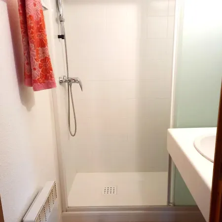 Apartamento Con Amplio Jardin Cerca De Puigcerda Apartamento Sainte-Leocadie